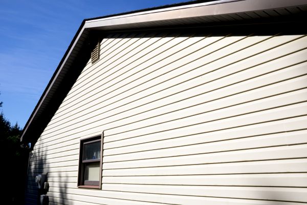 Cost of Dutch Lap Siding Installation in Tooele