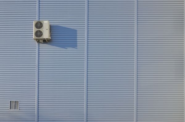 Cost of Flat Metal Siding Installation in Tooele